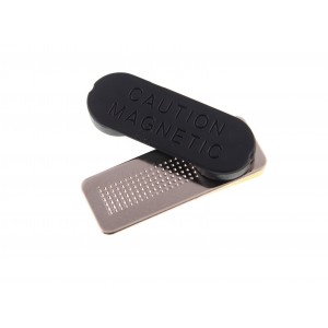 Magnet with adhesive surface for badges - Magnabadge | Sogedex