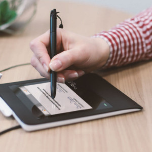 Unterschriften-Pad mit ERT SIG ACTIV-Technologie