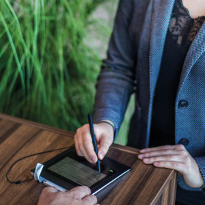 Unterschriften-Pad mit ERT SIG ACTIV-Technologie