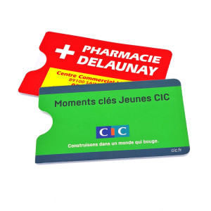 Custom thermoformed PVC card holder for 1 card (pack of 100)