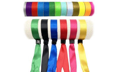 Bracelets pour festivals : sécurité et identification
